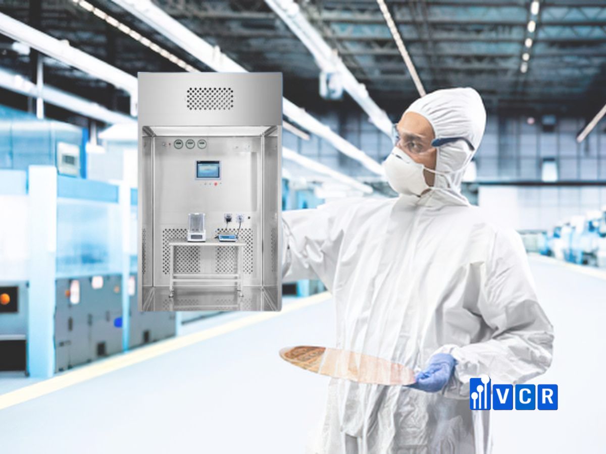 Vệ sinh bề mặt và khử nhiễm Dispensing Booth khác nhau thế nào?